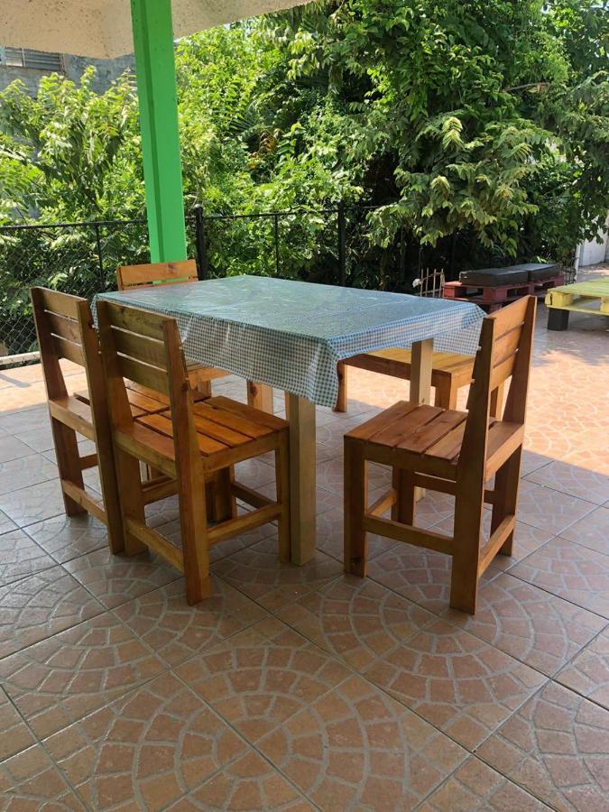 Hostal Perla มาซาตลัน ภายนอก รูปภาพ